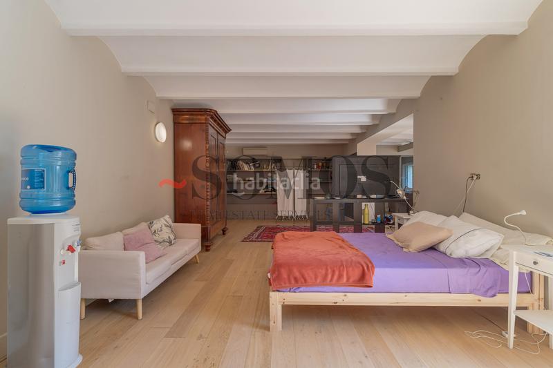 Foto d255ce10-3476-4729-84e7-31999524f56c. Casa con riscaldamento parcheggio piscina in La Miranda Esplugues de Llobregat