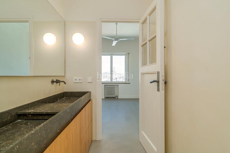 Foto 3a6fe822-67a9-44cb-8d4a-0bf107ddf565. Rent flat with fireplace heating in St. Pere - Sta. Caterina - El Born Barcelona