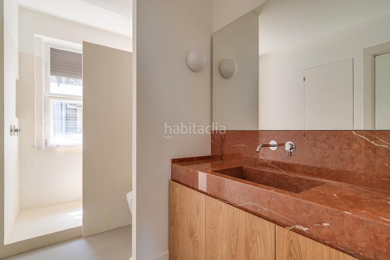 Foto b0e62611-901f-40b5-a83c-27f167df3ec0. Rent flat with fireplace heating in St. Pere - Sta. Caterina - El Born Barcelona