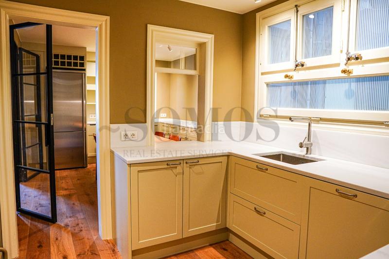 Foto 1d7b1a54-8ff2-4395-9e3c-f300b8dade95. Rent flat with heating parking in Sant Gervasi - Galvany Barcelona