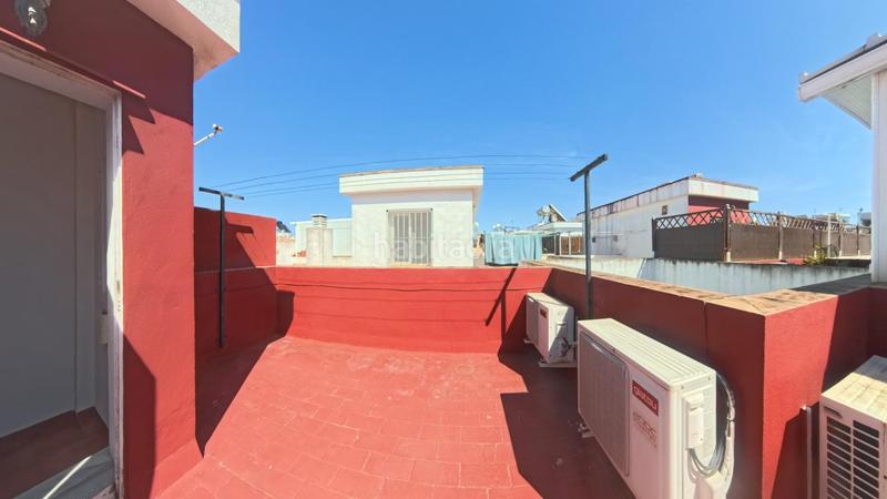 Foto e5a9627b-89cc-4e91-9f21-c3c816d50e62. Casa adosada en Camposoto - Gallineras San Fernando