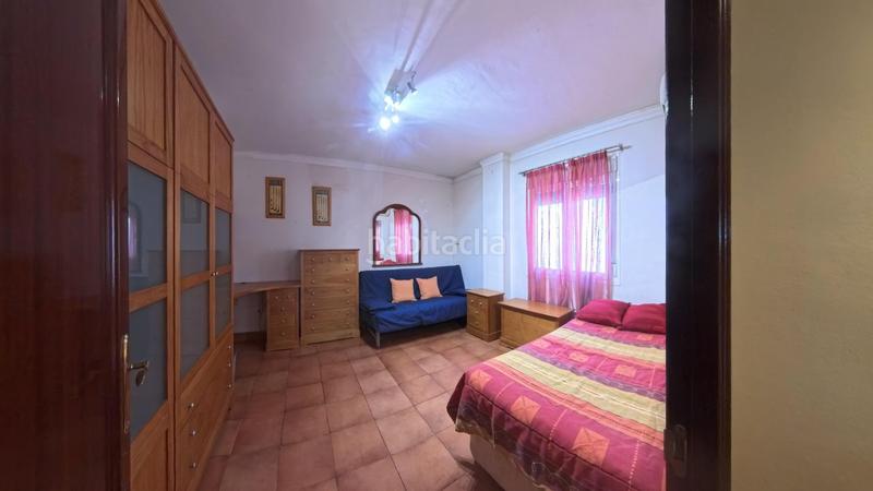 Foto 880bfe2a-6051-438e-9f5a-8369ec69643c. Semi detached house with heating in Camposoto - Gallineras San Fernando