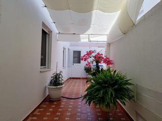 Flat  Larga. Piso de 4 habitaciones