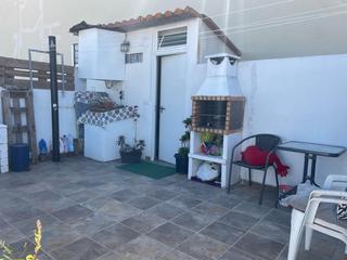 Edifici  Calle calle villarroel. Se vende finca con tres viviendas