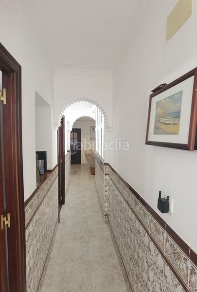 Foto e89060ed-77e9-449a-833f-112a48304f93. Piso amplio piso para entrar a vivir a un paso de la catedral en Cádiz