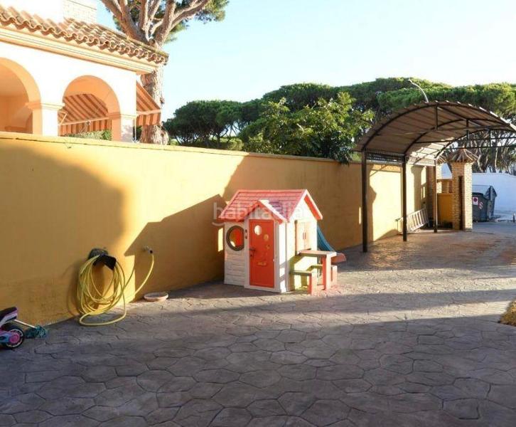 Foto 4310e7bf-250c-477f-98c8-cb32ac046c26. Chalet con riscaldamento parcheggio piscina in La Barrosa Chiclana de la Frontera