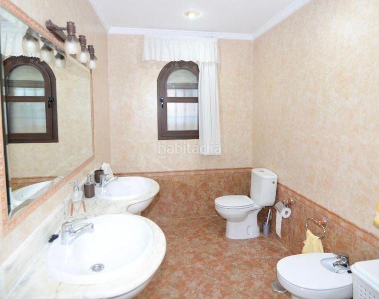 Foto 4d374fae-13be-4971-966c-b81b2f6062e6. Chalet con riscaldamento parcheggio piscina in La Barrosa Chiclana de la Frontera