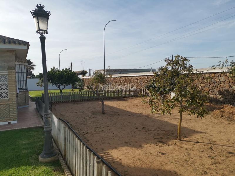 Foto 49df542e-28d6-445a-b272-592f3e247305. Chalet with heating parking pool in Las Lagunas - Campano Chiclana de la Frontera