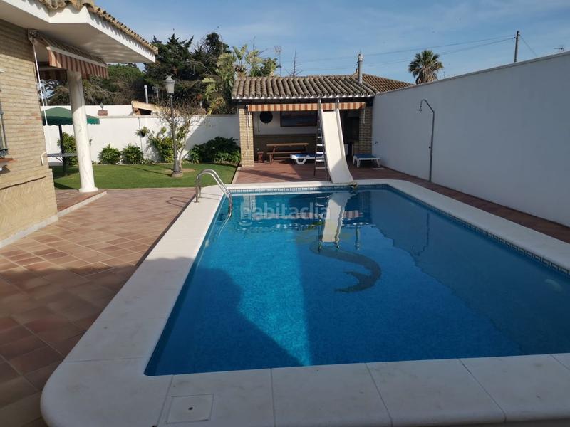 Foto 8cee4cd8-ec59-47f3-ab06-ed9e04c3e47c. Chalet with heating parking pool in Las Lagunas - Campano Chiclana de la Frontera