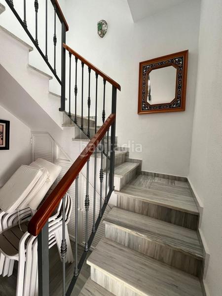 Foto 100e2ffa-5bb8-4f18-a8b2-6f8cd1b0e69e. Chalet  urbano con piscina en Sancti Pietri Chiclana de la Frontera