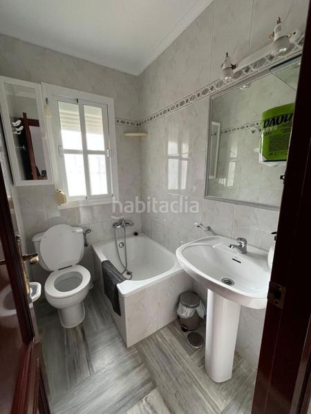 Foto 58098edc-24f5-4f68-9776-1c1693f3f0ca. Chalet  urbano con piscina en Sancti Pietri Chiclana de la Frontera