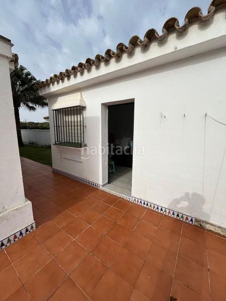 Foto 6fa9f28d-8315-47a4-bc0c-20c568238a36. Chalet  urbano con piscina en Sancti Pietri Chiclana de la Frontera