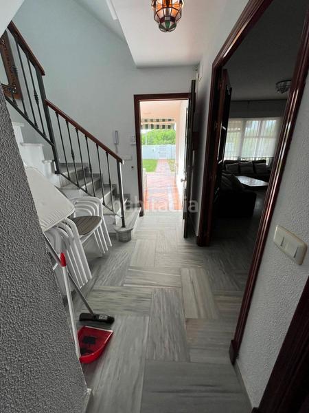 Foto 7e8fd0b7-11c0-4f0b-9a6f-f8447e332025. Chalet  urbano con piscina en Sancti Pietri Chiclana de la Frontera