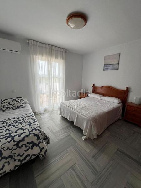 Foto 84abc70a-1f00-4031-adee-be9aae48b5ca. Chalet  urbano con piscina en Sancti Pietri Chiclana de la Frontera