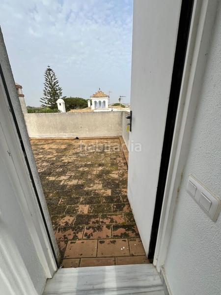 Foto 93d906d2-a3f9-4c69-be96-61f9d752e86d. Chalet  urbano con piscina en Sancti Pietri Chiclana de la Frontera