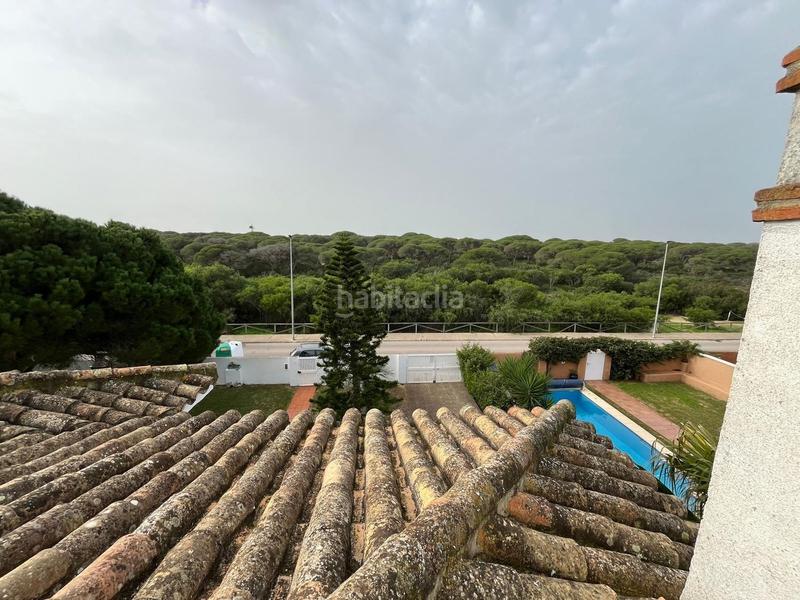 Foto bb92ad63-ee8d-4568-897a-ffb299d99dc1. Chalet  urbano con piscina en Sancti Pietri Chiclana de la Frontera