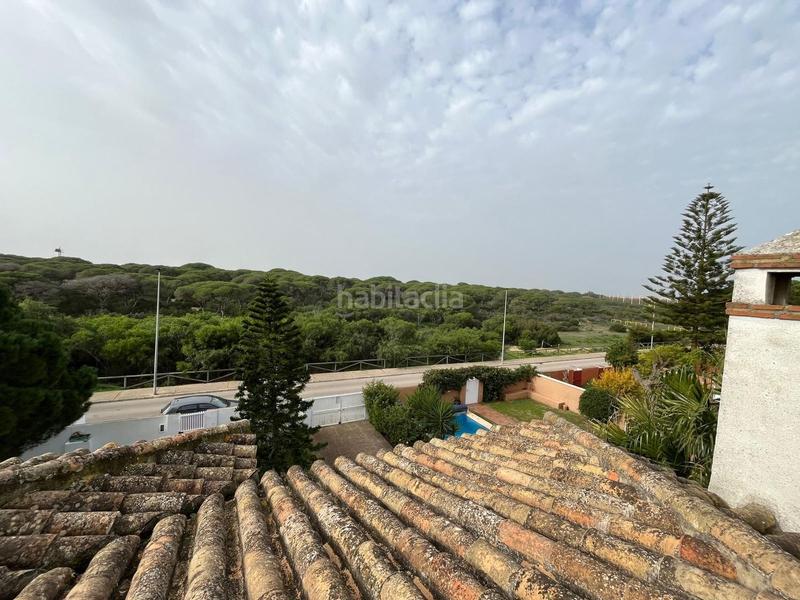 Foto c7c46e04-1051-4288-9b7c-ffb41f8148e9. Chalet  urbano con piscina en Sancti Pietri Chiclana de la Frontera