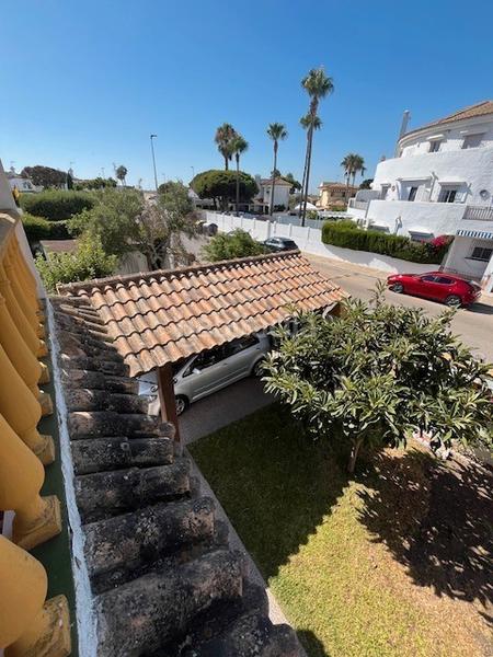 Foto 19e7dc8f-9345-4163-a666-16b5d71afa03. Chalet avec parking dans Sancti Pietri Chiclana de la Frontera