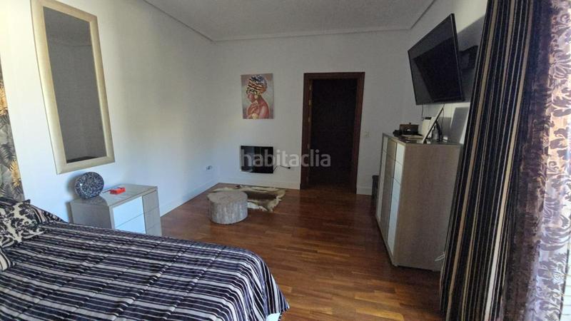 Foto 43441689-0d84-4a51-b146-34ec00c3066a. Casa espectacular casa familiar con garage subterráneo y amplios espacios en Jerez de la Frontera