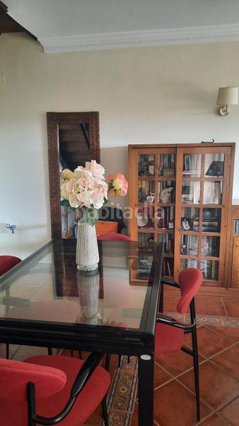 Foto 564dc802-d254-44cf-b251-5b87294a6ccb. Casa aparellada amb aparcament piscina a Cuatro Pinos - El Carmen Puerto de Santa María (El)