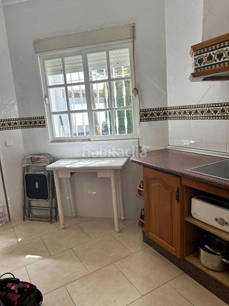 Foto 0265e94d-772f-4ce8-95de-e156224dec93. Xalet amb calefacció aparcament piscina a Los Gallos Chiclana de la Frontera