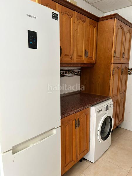 Foto 972d0330-986b-4700-b129-ea713bd3ee19. Xalet amb calefacció aparcament piscina a Los Gallos Chiclana de la Frontera