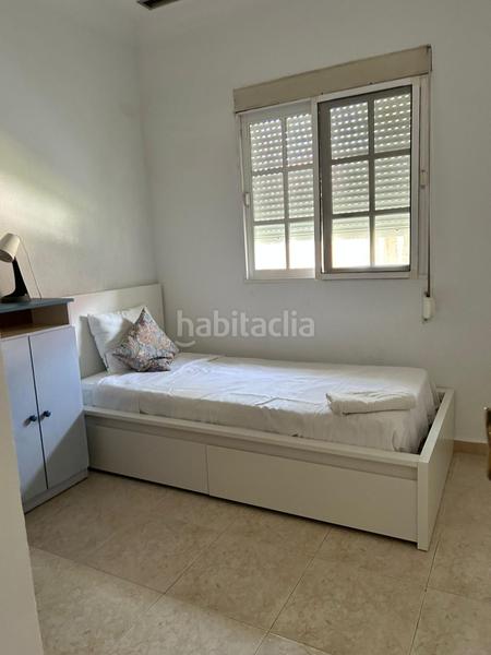 Foto a5319e28-c3c7-427b-a677-18e6ca84fed8. Xalet amb calefacció aparcament piscina a Los Gallos Chiclana de la Frontera