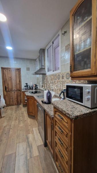 Foto 2d1addae-3bab-45f7-bdf4-3de6c93ac876. Alquiler piso tu habitación de estudiante te espera junto a la catedral! en Cádiz
