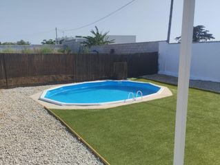 Location Maison  Carril de la lonja. Solo temporada escolar coqueta casa en conil con piscina