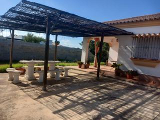 Chalet à Las Lagunas - Campano. Chalet en venta en chiclana  a 2 km de la barrosa