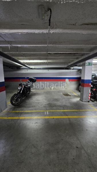 Foto eb0b11fc-c9cf-4f51-88bb-8d5f0014c81f. Aparcament cotxe a San Pablo Sevilla