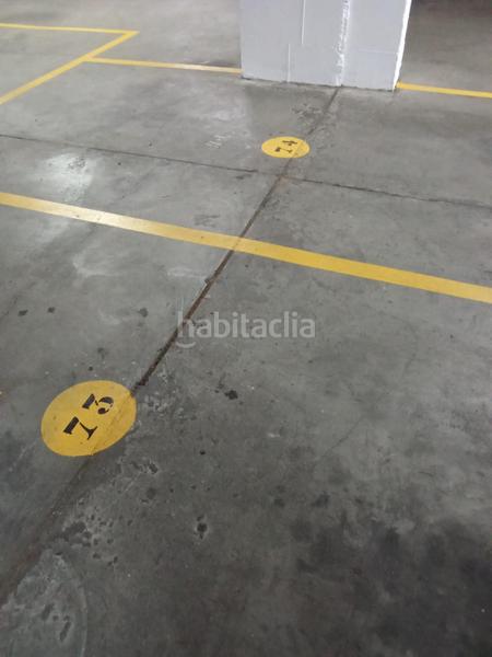 Foto 81a2b5fc-dbac-499c-b4fe-dbf437141c2a. Aparcament cotxe a La Buhaira Sevilla