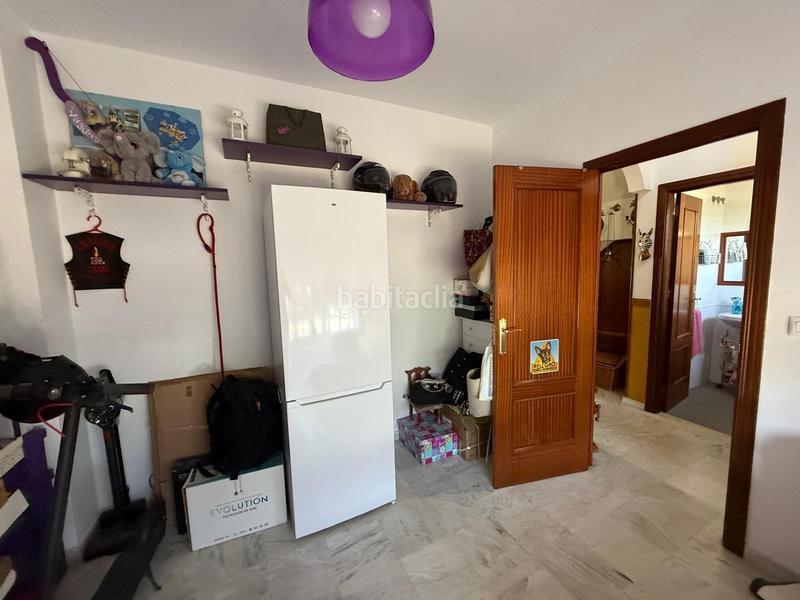 Foto e3f58914-1727-46d2-8224-71f757eea615. Casa adossada amb aparcament a La Pastora - La Estación San Fernando