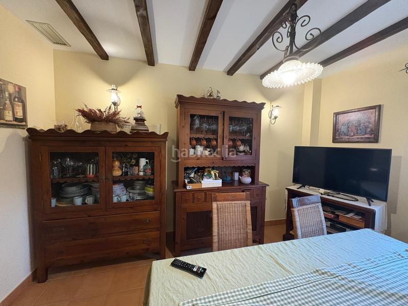 Foto 2b5de473-a30d-45fc-9ec8-3d73c2e8e5f7. Chalet con parcheggio piscina in Las Lagunas - Campano Chiclana de la Frontera