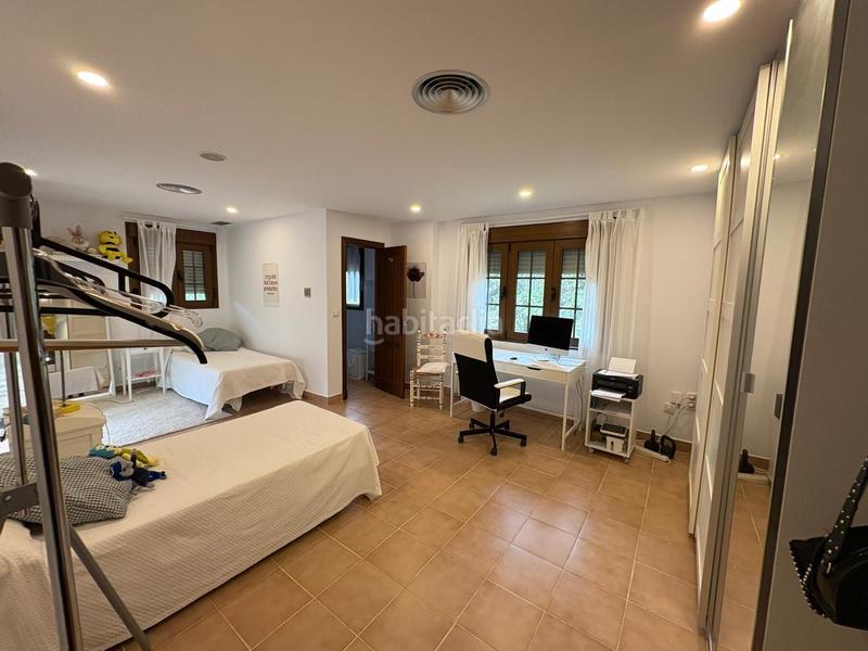 Foto 716f3a97-41c0-46f0-9b23-a80b4495e35b. Chalet con parcheggio piscina in Las Lagunas - Campano Chiclana de la Frontera