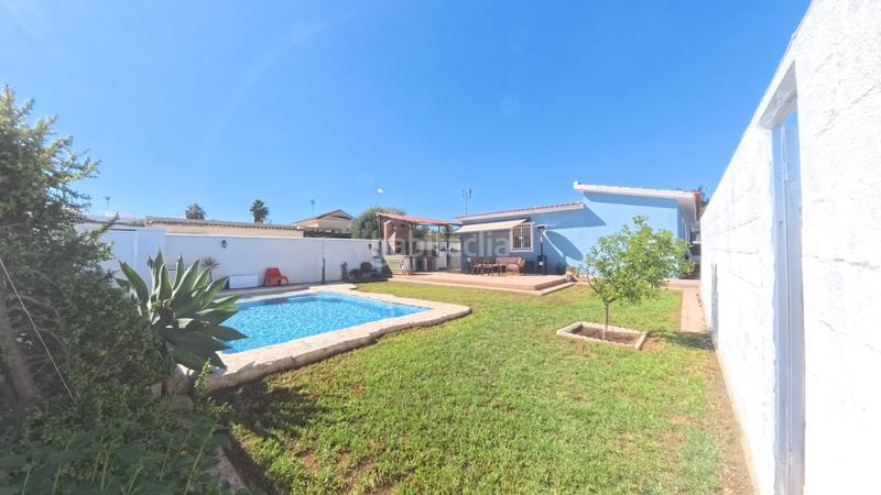 Foto 20befa66-b283-415e-8913-dd6768c2a862. Chalet avec piscine dans Carretera de Sanlúcar - Sudamérica Puerto de Santa María (El)