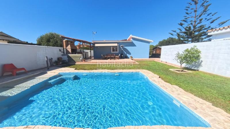 Foto 5bcc00eb-322d-40b0-b56b-f7db27988521. Chalet avec piscine dans Carretera de Sanlúcar - Sudamérica Puerto de Santa María (El)