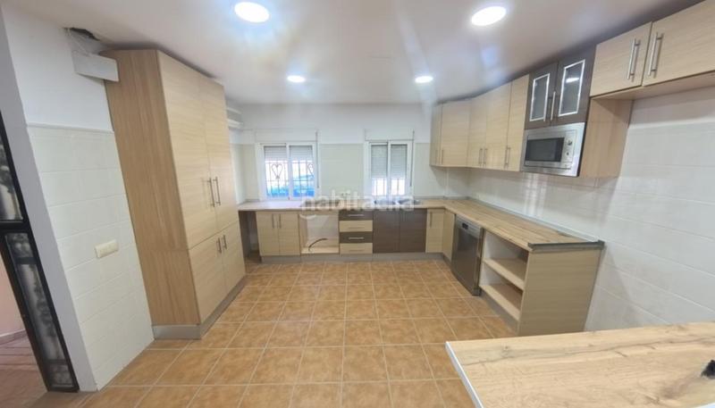 Foto 62d1c8e8-4f33-4891-984f-822b9d424976. Semi detached house in La Banda - Campo de Fútbol Chiclana de la Frontera