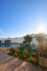 Casa  Camino camino viñedos. Chalet no hipotecable , parcela proindiviso, consolidado.