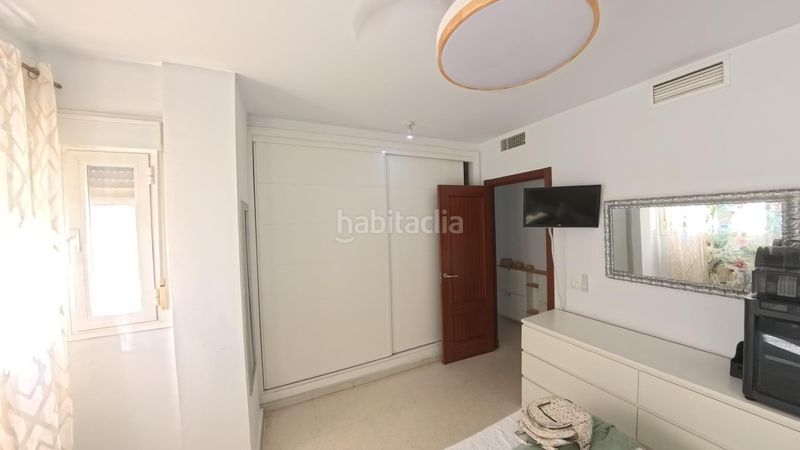 Foto 560a8880-e3ba-41ac-a36f-0bc750d9e0ed. Pis amb calefacció aparcament piscina a Ronda del Estero San Fernando
