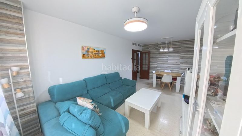 Foto bc532d65-e700-419d-8e0e-6f9c836cd56a. Pis amb calefacció aparcament piscina a Ronda del Estero San Fernando
