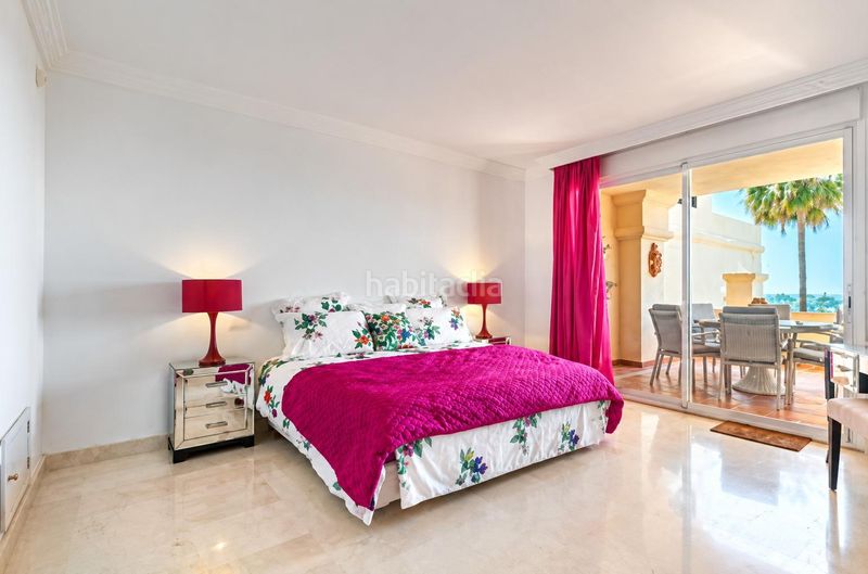 Foto 80d8a179-ef35-4c13-bebb-f14147ff6536. Apartament amb calefacció aparcament piscina a Los Naranjos Marbella