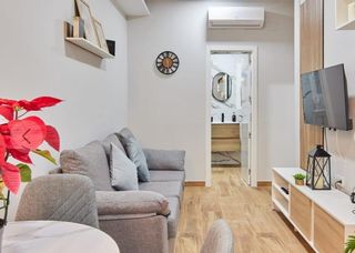 Pis  Calle zaragoza. Piso totalmente reformado con patio privado en pleno centro de c