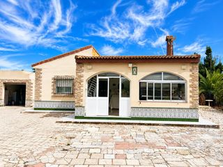 Chalet  Camino camino everest. Chalet con gran parcela de 4.000 m2 en pelagatos  pago del humo