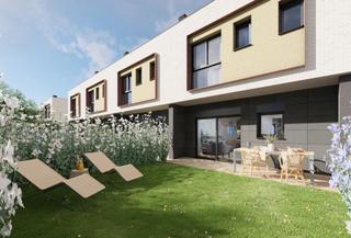 Casa adossada  Avinguda de can marques. Vivienda de obra nueva