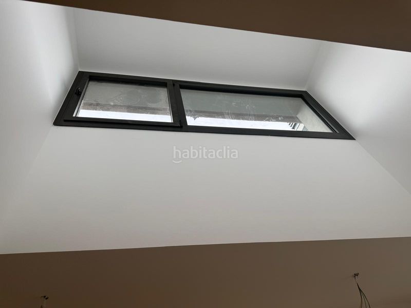 Foto 73a0e1ad-e8c8-4e19-b999-ce2474e51129. Casa adossada amb calefacció aparcament piscina a Llinars del Vallès