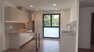 Reihenhaus  Avinguda de can marques. Vivienda de obra nueva