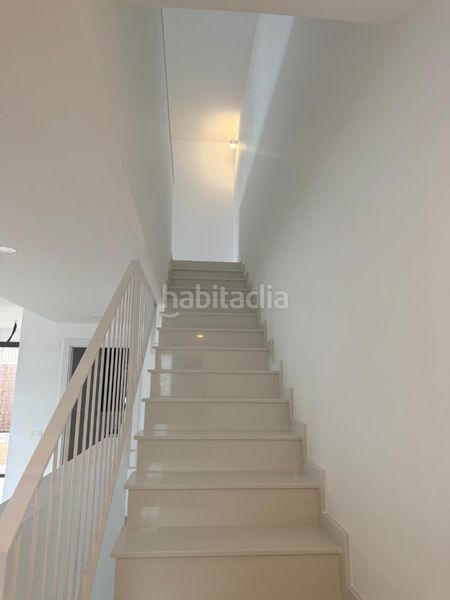 Foto e66e906f-5e79-48f9-b90b-7daa9ae1d423. Casa adossada amb calefacció aparcament piscina a Llinars del Vallès