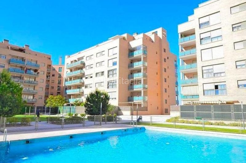Foto 8af95ca9-f350-42ef-87d3-b15cd6d03295. Pis amb calefacció aparcament piscina a Urbanizaciones Rivas - Vaciamadrid