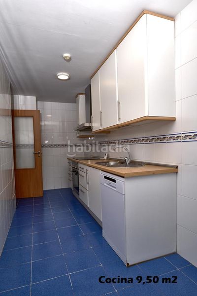 Foto e416a01f-26f8-4847-9711-8907da0ec6aa. Pis amb calefacció aparcament piscina a Urbanizaciones Rivas - Vaciamadrid